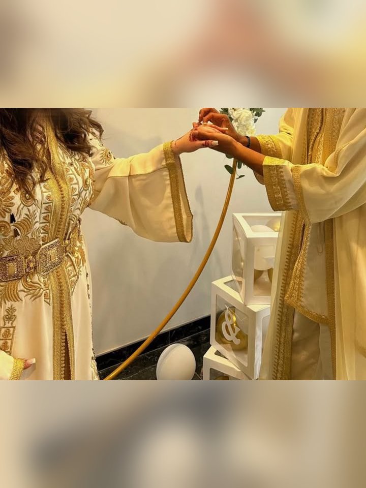 Cliente MONCAFTAN en caftan Les mariés